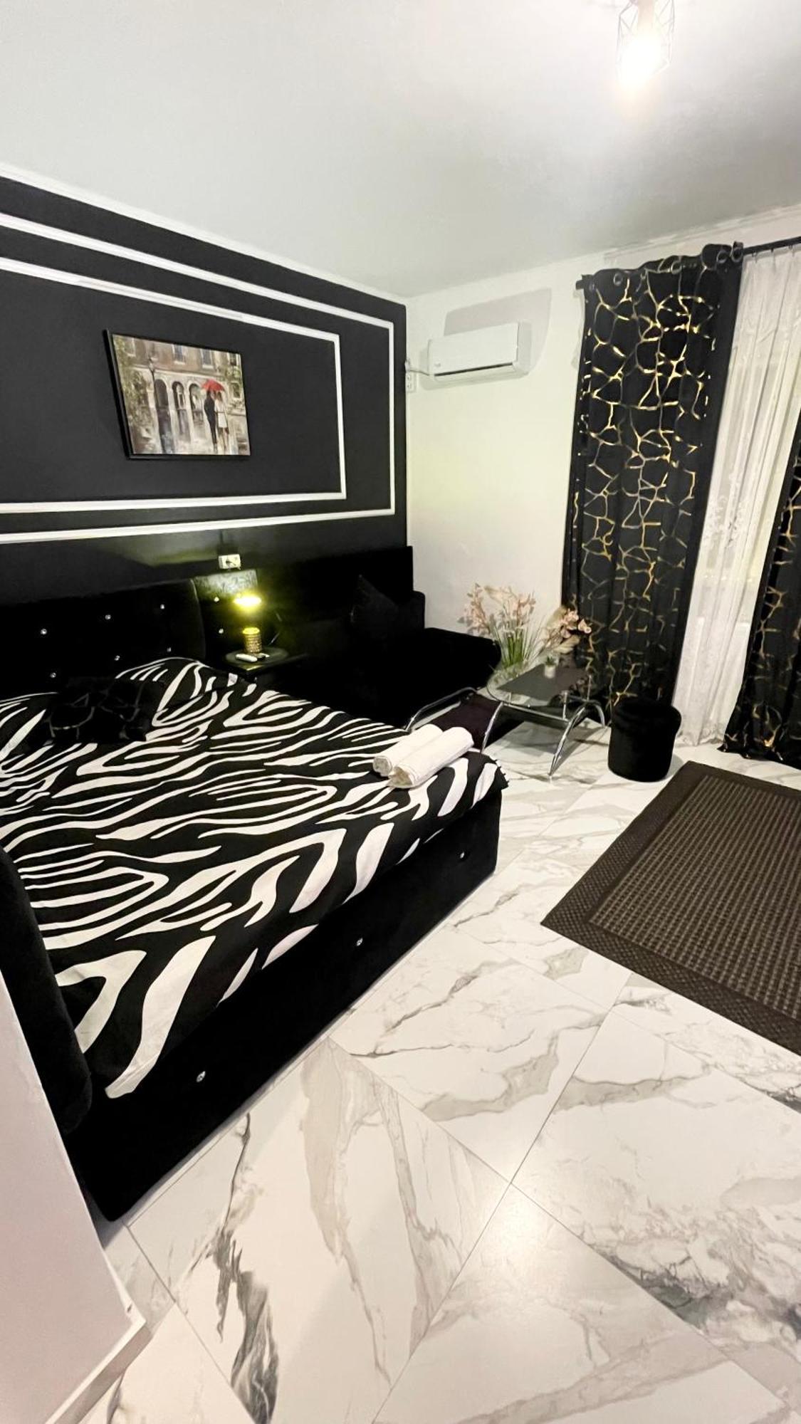 Vila Cris Apartments ナボダリ エクステリア 写真