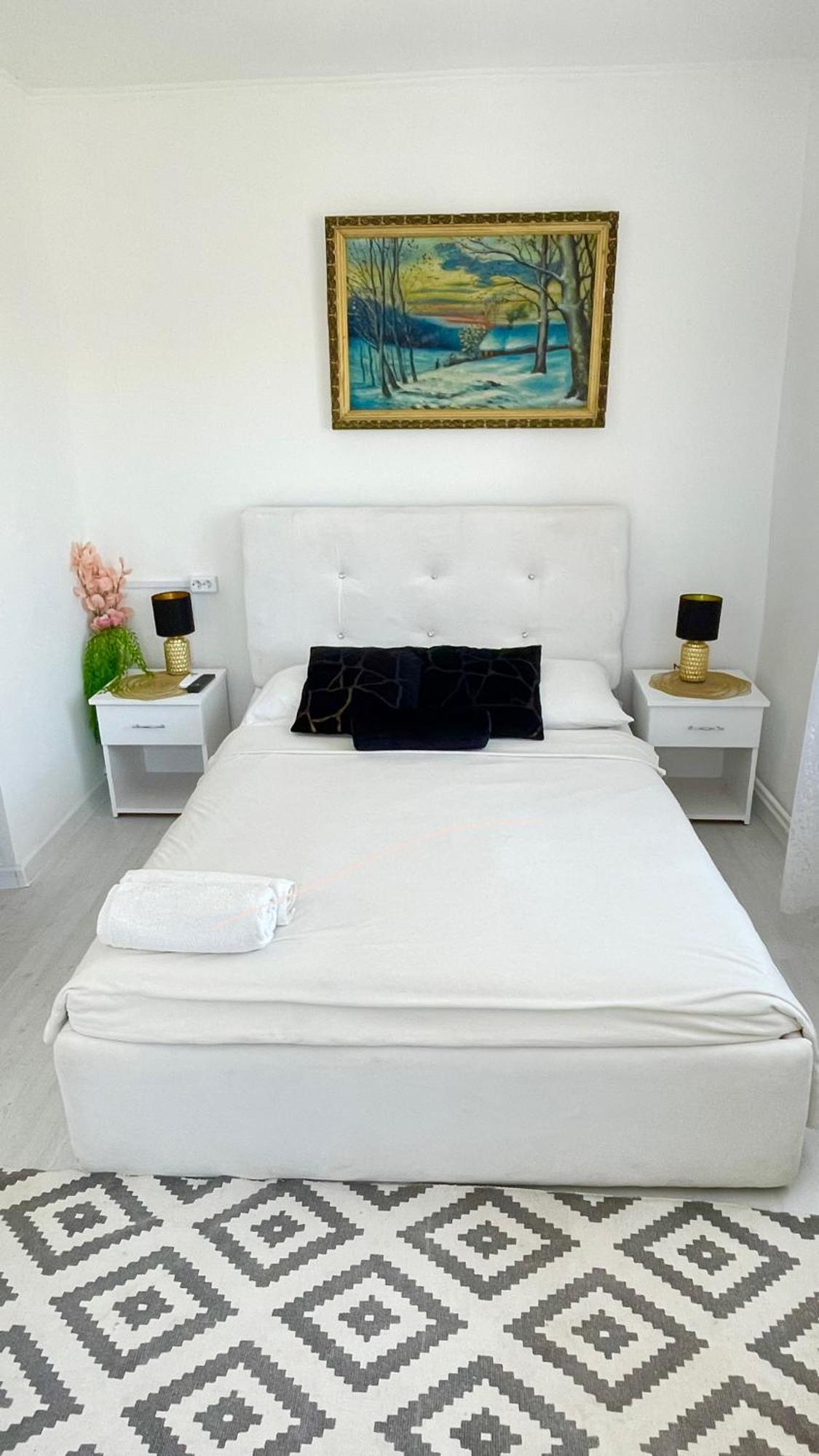 Vila Cris Apartments ナボダリ エクステリア 写真