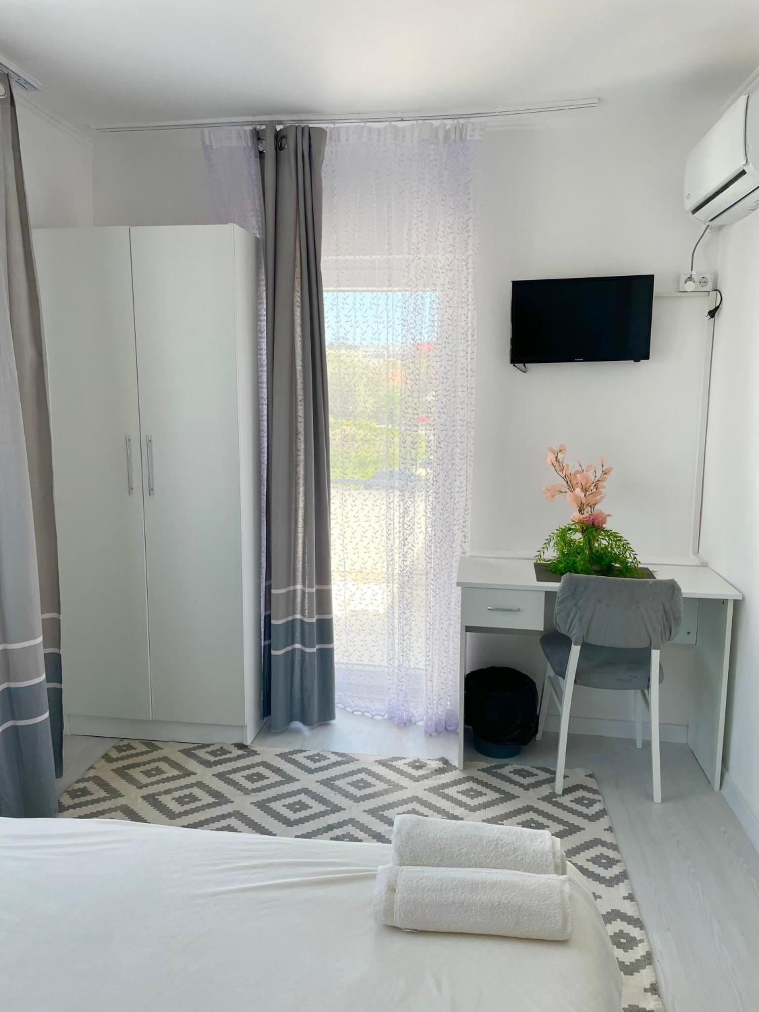 Vila Cris Apartments ナボダリ エクステリア 写真